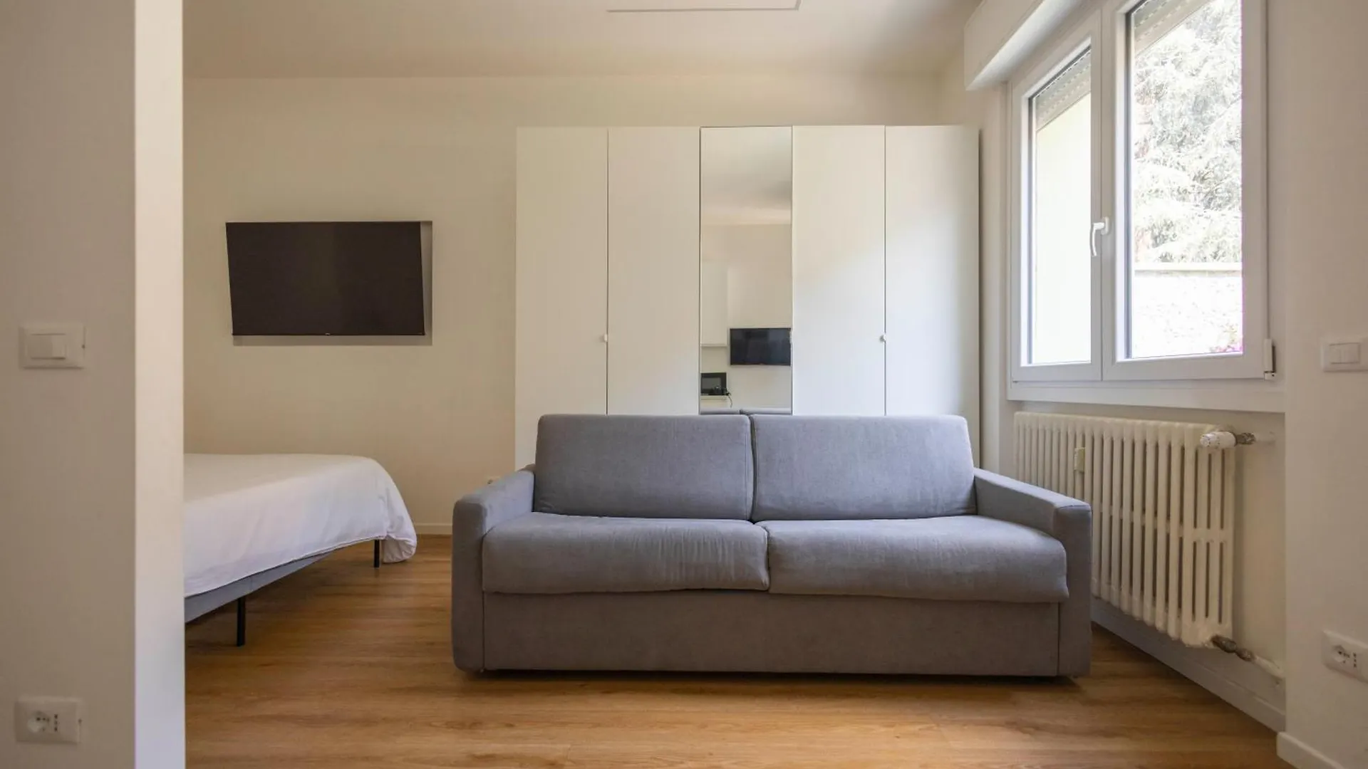 Boutique Apartment N9 Милан Италия